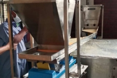 Seasoning-spreader